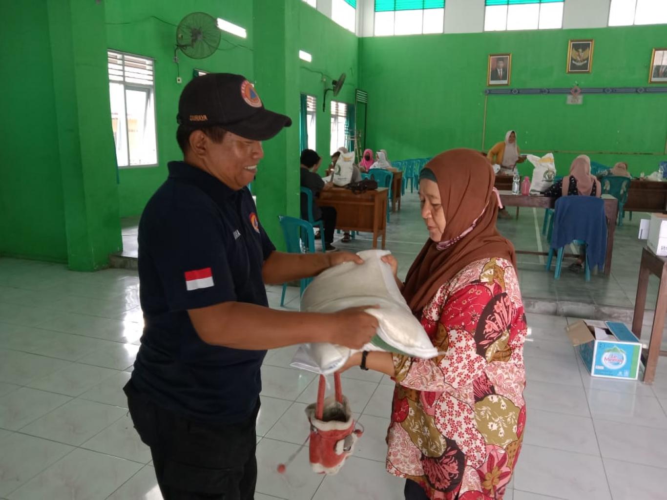 Sebanyak 1392 KPM Terima Bantuan Pangan Beras