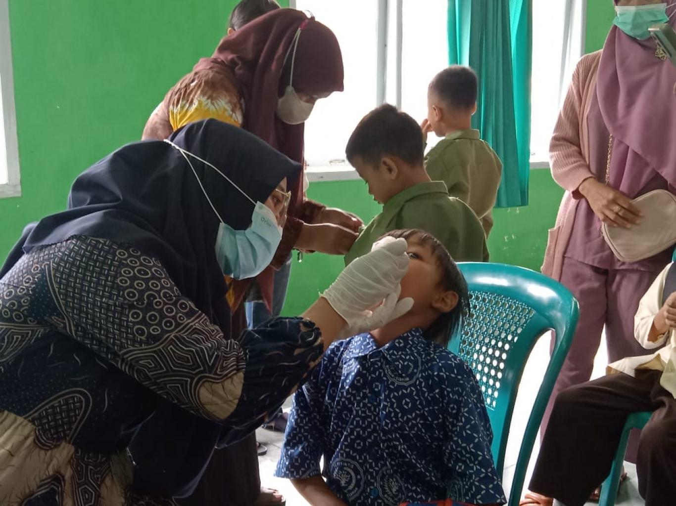 SEBANYAK 1917 ANAK, TERIMA IMUNISASI POLIO